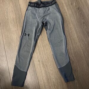 Under Armour Kids Gray Leggings size 7-8 light stain